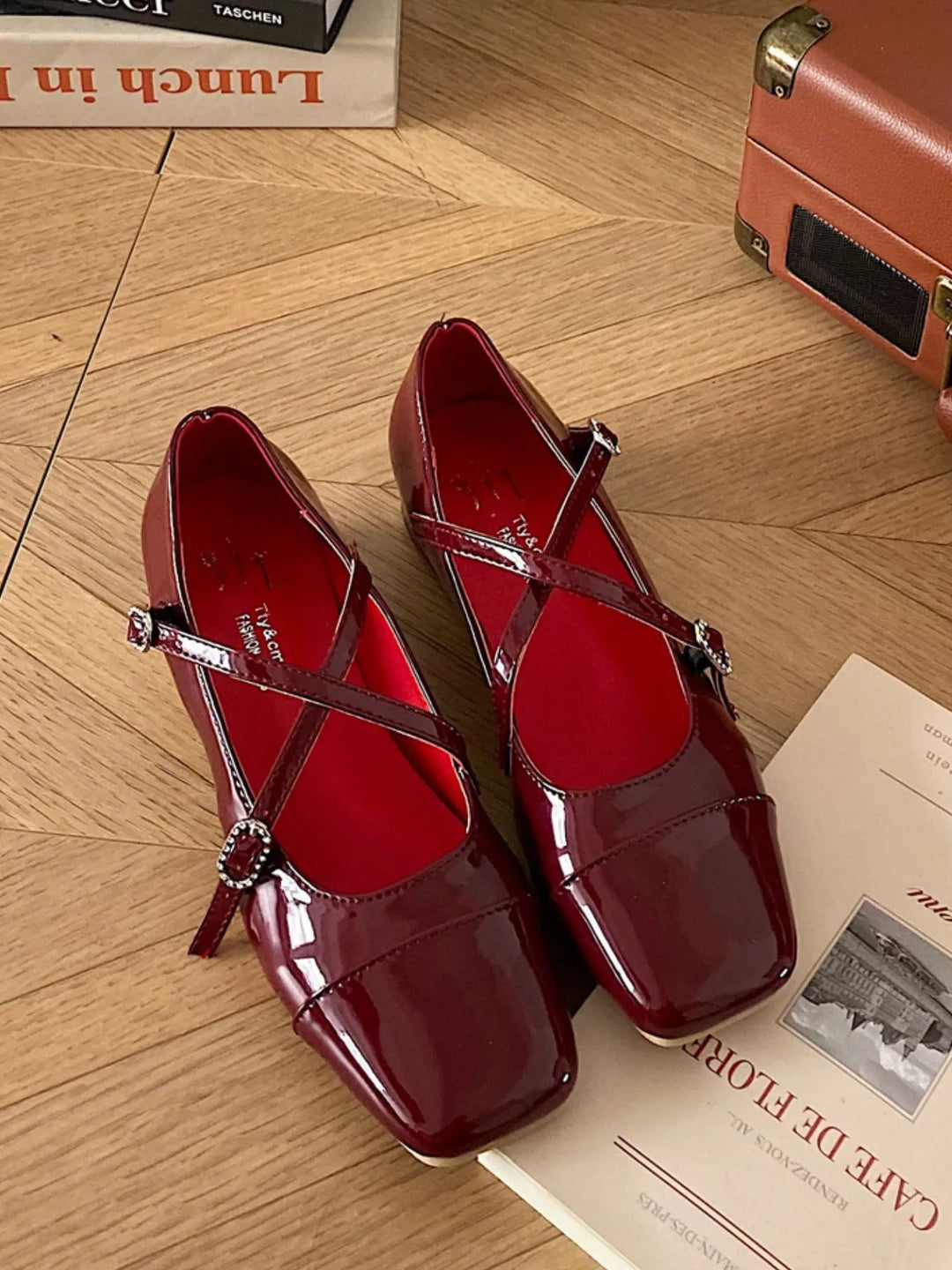 Womens Mary Jane Shoes Low Heel Comfortable Classic Style