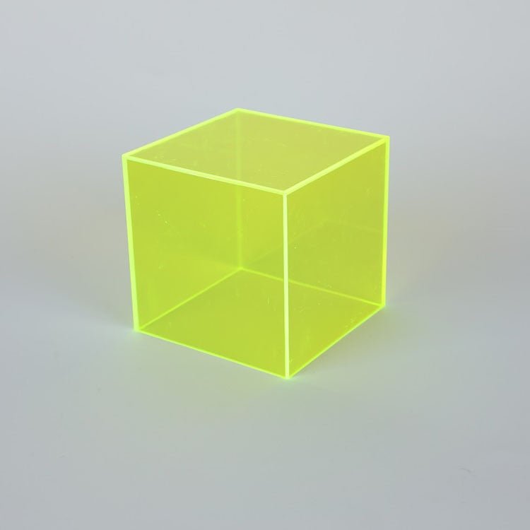 Display Box Clear Plastic Showcase for Figurines and Keepsakes