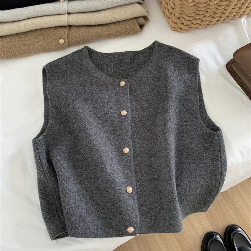 Womens Sweater Vest Cable Knit Soft Fit - BritishMode