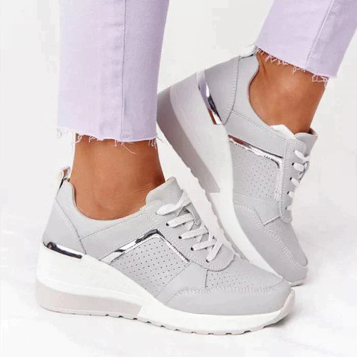 Unisex Running Shoe Comfortable Supportive Design
