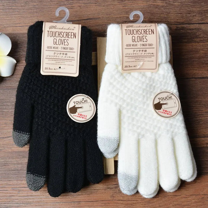 Womens Knitted Gloves Stylish Functional Fit