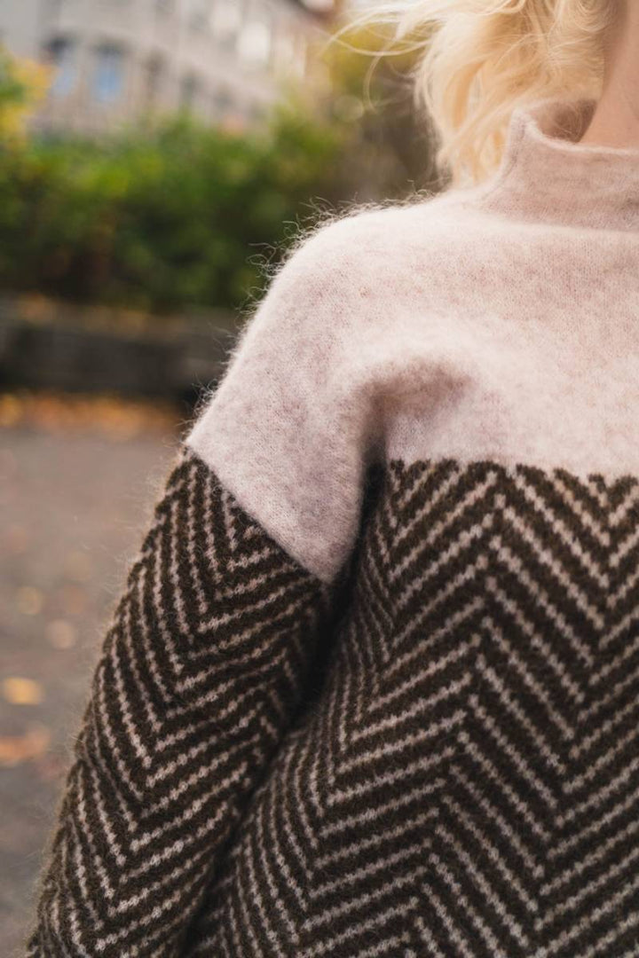 Womens Turtleneck Sweater Knit